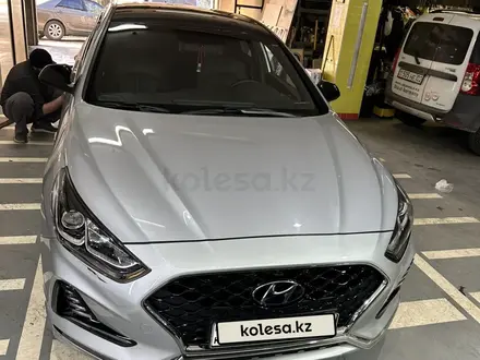 Hyundai Sonata 2019 года за 9 200 000 тг. в Алматы