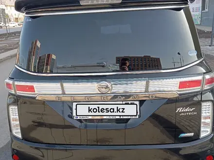 Nissan Elgrand 2012 года за 7 300 000 тг. в Астана – фото 2