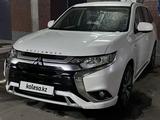 Mitsubishi Outlander 2022 годаүшін11 700 000 тг. в Астана – фото 4