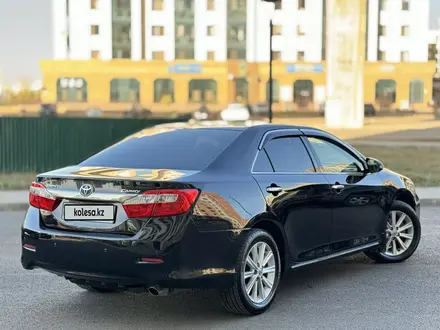 Toyota Camry 2014 года за 8 700 000 тг. в Астана – фото 12