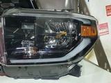 Фара на Toyota Tundra за 250 000 тг. в Алматы