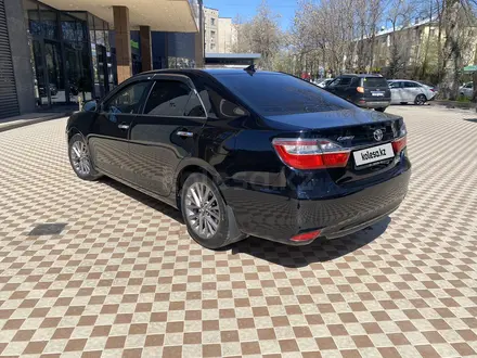 Toyota Camry 2017 года за 13 500 000 тг. в Кентау – фото 3