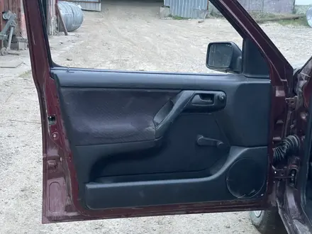 Volkswagen Golf 1993 года за 450 000 тг. в Алматы – фото 5