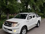 Toyota Hilux 2010 года за 13 500 000 тг. в Алматы
