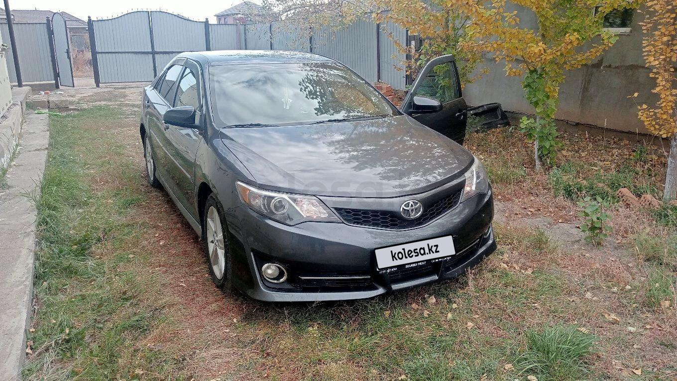 Toyota Camry 2014 г.