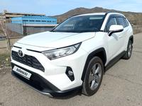 Toyota RAV4 2021 года за 16 390 000 тг. в Усть-Каменогорск