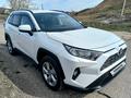 Toyota RAV4 2021 годаүшін16 300 000 тг. в Усть-Каменогорск – фото 3