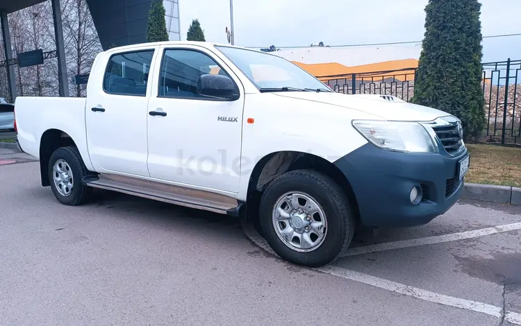 Toyota Hilux 2015 года за 8 900 000 тг. в Алматы