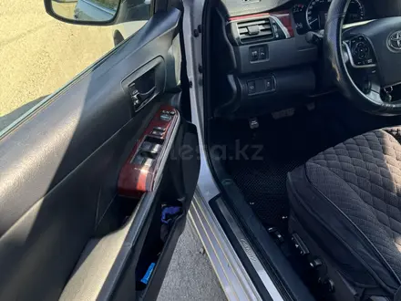 Toyota Camry 2013 года за 8 800 000 тг. в Семей – фото 12