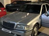 Mercedes-Benz C 200 1995 года за 2 000 000 тг. в Экибастуз