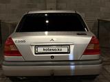 Mercedes-Benz C 200 1995 года за 2 000 000 тг. в Экибастуз – фото 3