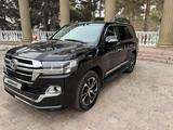 Toyota Land Cruiser 2013 годаүшін18 000 000 тг. в Шымкент – фото 2