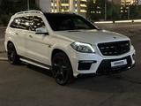 Mercedes-Benz GL 63 AMG 2013 года за 27 700 000 тг. в Алматы – фото 4