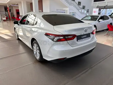 Toyota Camry Prestige 2023 года за 18 900 000 тг. в Атырау – фото 6