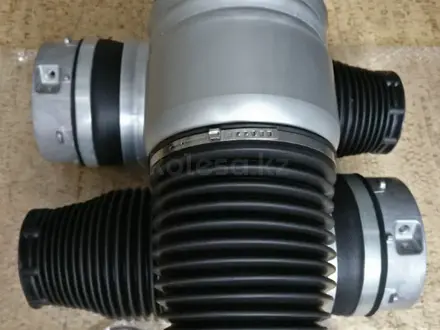 Пневмобаллоны пневмоподушки пневмоподвеска на VW Touareg Фольксваген Туарег за 90 000 тг. в Костанай – фото 6