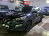 Hyundai Santa Fe 2014 годаfor9 500 000 тг. в Астана