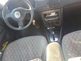 Volkswagen Jetta 2001 года за 1 900 000 тг. в Актобе – фото 5