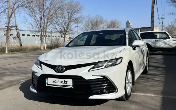 Toyota Camry 2021 года за 15 500 000 тг. в Темиртау