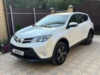 Toyota RAV4 2014 годаүшін10 700 000 тг. в Уральск