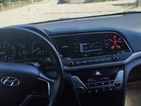 Hyundai Elantra 2018 года за 8 200 000 тг. в Тараз