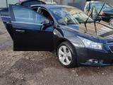 Chevrolet Cruze 2012 года за 5 300 000 тг. в Астана – фото 5