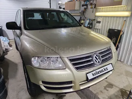 Volkswagen Touareg 2003 года за 3 700 000 тг. в Атырау