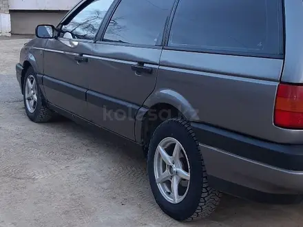 Volkswagen Passat 1993 года за 1 436 004 тг. в Байконыр – фото 12