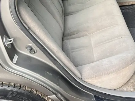 Toyota Camry 2000 года за 3 400 000 тг. в Алматы – фото 10