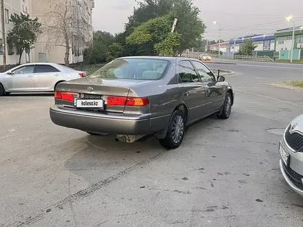 Toyota Camry 2000 года за 3 400 000 тг. в Алматы – фото 6