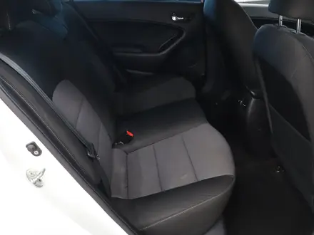 Kia Cerato Comfort 2015 года за 5 490 000 тг. в Шымкент – фото 18