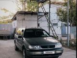 Volkswagen Passat 1993 годаүшін1 700 000 тг. в Сарыагаш