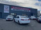 Toyota Camry 2015 годаfor11 400 000 тг. в Усть-Каменогорск – фото 4