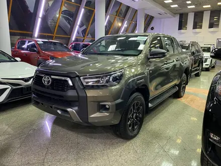 Toyota Hilux Adventure 2022 года за 28 000 000 тг. в Караганда