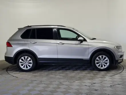 Volkswagen Tiguan 2018 года за 7 990 000 тг. в Алматы – фото 4