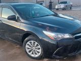 Toyota Camry 2014 года за 5 400 000 тг. в Уральск – фото 3