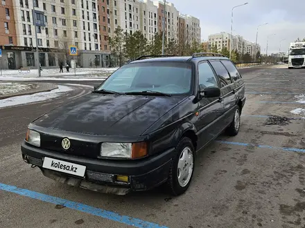 Volkswagen Passat 1992 года за 1 450 000 тг. в Астана – фото 2