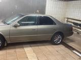 Toyota Camry 2000 года за 3 750 000 тг. в Уральск