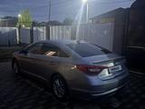 Hyundai Sonata 2015 года за 5 200 000 тг. в Актобе – фото 3