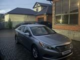 Hyundai Sonata 2015 года за 5 200 000 тг. в Актобе – фото 2