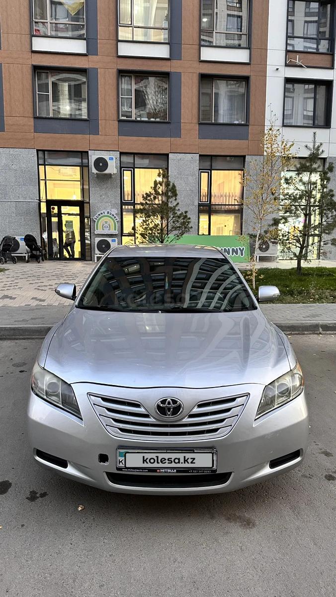 Toyota Camry 2007 г.