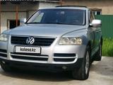 Volkswagen Touareg 2004 года за 3 600 000 тг. в Шымкент