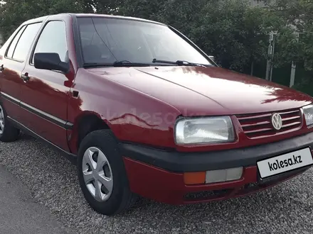 Volkswagen Vento 1994 года за 800 000 тг. в Тараз – фото 6