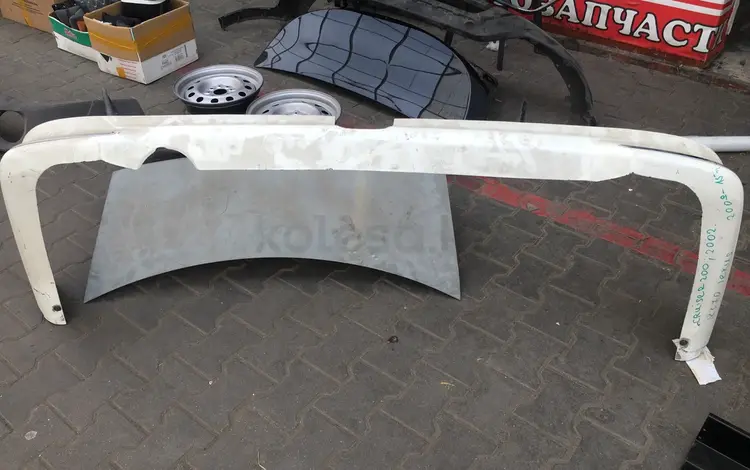 Задняя накладка бампера тойота Ланд крузер 200 за 30 000 тг. в Алматы