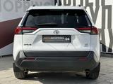 Toyota RAV4 2020 годаүшін10 880 000 тг. в Актобе – фото 4