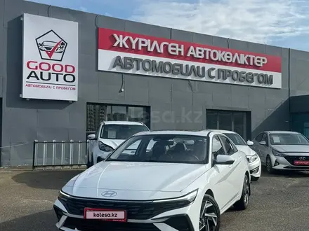 Hyundai Elantra 2021 года за 9 990 000 тг. в Усть-Каменогорск