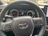 Toyota Camry 2023 года за 19 900 000 тг. в Астана