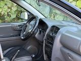 Hyundai Santa Fe 2002 годаүшін3 000 000 тг. в Жезказган – фото 2