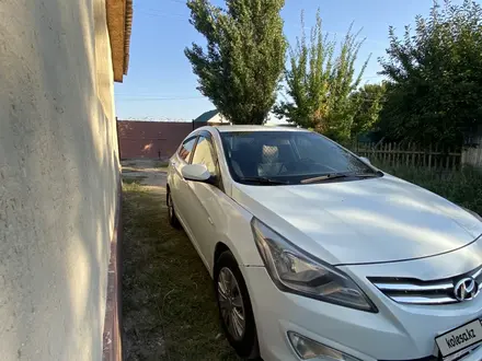 Hyundai Solaris 2015 года за 5 800 000 тг. в Шу