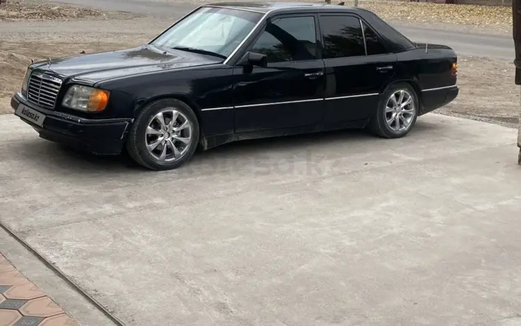 Mercedes-Benz E 230 1992 года за 2 200 000 тг. в Алматы