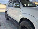 Toyota Fortuner 2009 года за 8 000 000 тг. в Актау – фото 3